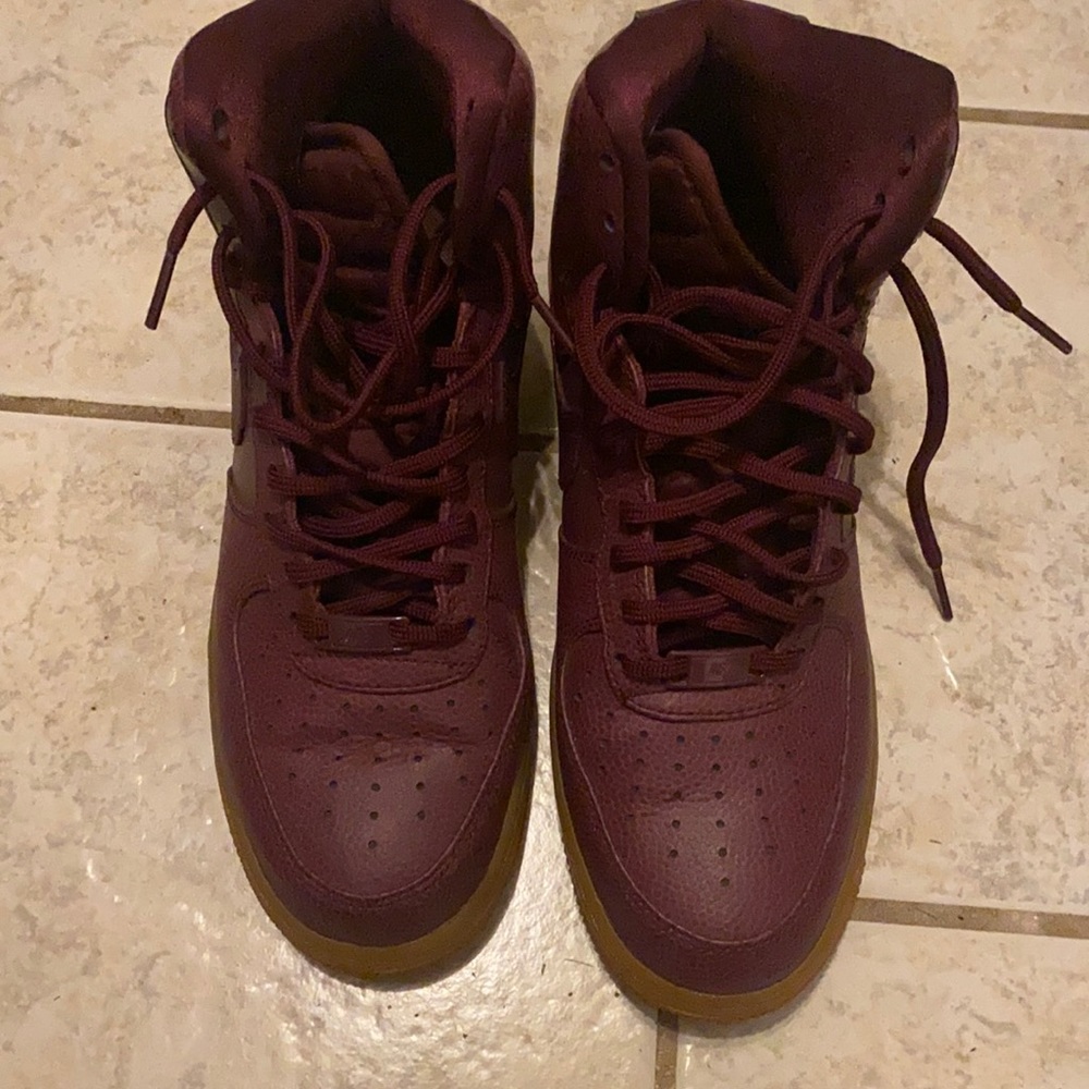 SIZE 10 8/10 condition.